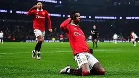 韩俄选手在天津冰壶公开赛称霸，包揽男女组别冠军