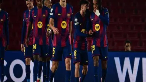 中国足球争议：空姐热舞引风波，多员受惩